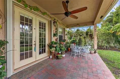 3888 W Gardenia Avenue Weston FL 33332