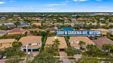 3888 W Gardenia Avenue Weston FL 33332