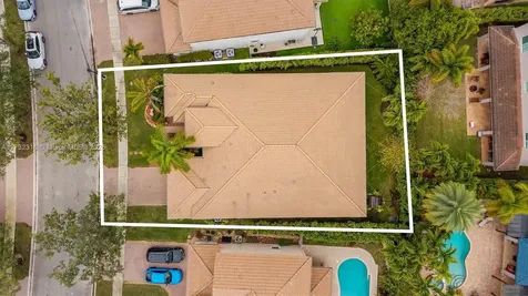3888 W Gardenia Avenue Weston FL 33332