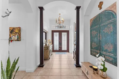 3888 W Gardenia Avenue Weston FL 33332