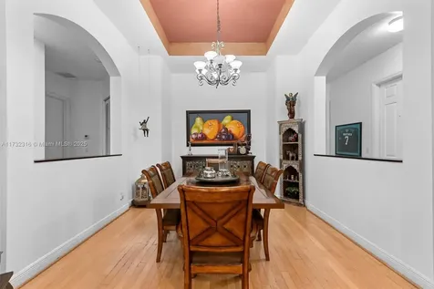 3888 W Gardenia Avenue Weston FL 33332