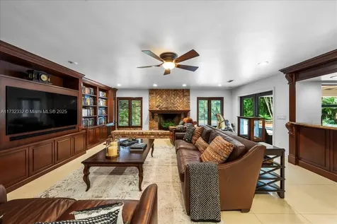 5922 SW 105th Street Pinecrest FL 33156