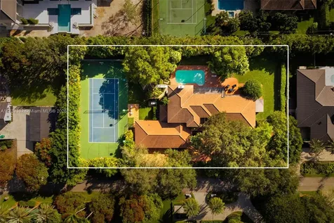 5922 SW 105th Street Pinecrest FL 33156