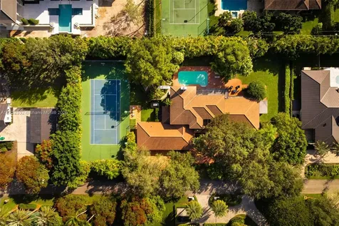 5922 SW 105th Street Pinecrest FL 33156