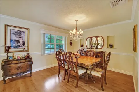 1811 NW 106th Terrace Pembroke Pines FL 33026