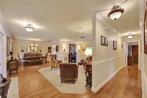 1811 NW 106th Terrace Pembroke Pines FL 33026