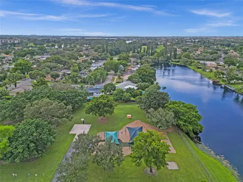 1811 NW 106th Terrace Pembroke Pines FL 33026