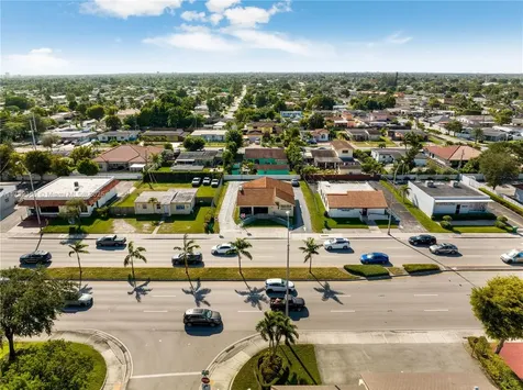9950 SW 40th Street Miami FL 33165