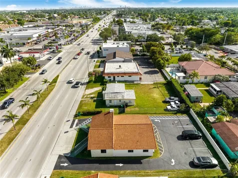 9950 SW 40th Street Miami FL 33165