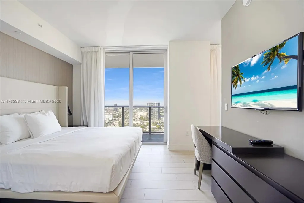 4010 S Ocean Drive Hollywood FL 33019