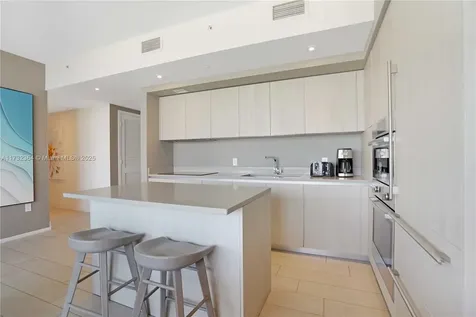 4010 S Ocean Drive Hollywood FL 33019
