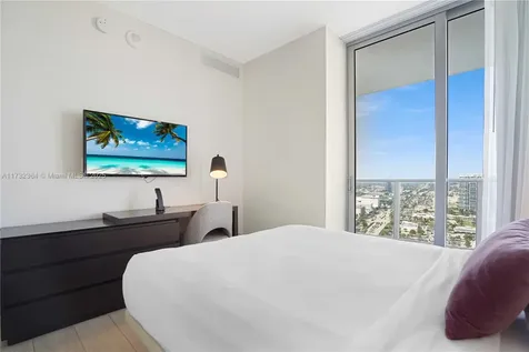 4010 S Ocean Drive Hollywood FL 33019