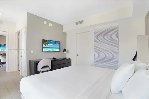 4010 S Ocean Drive Hollywood FL 33019