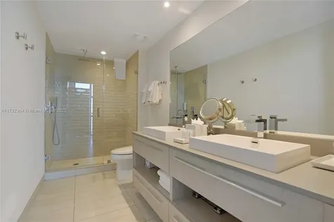 4010 S Ocean Drive Hollywood FL 33019