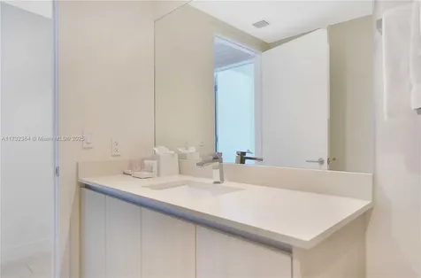 4010 S Ocean Drive Hollywood FL 33019