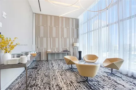 4010 S Ocean Drive Hollywood FL 33019