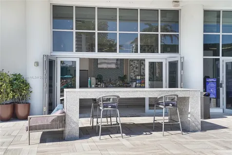 4010 S Ocean Drive Hollywood FL 33019