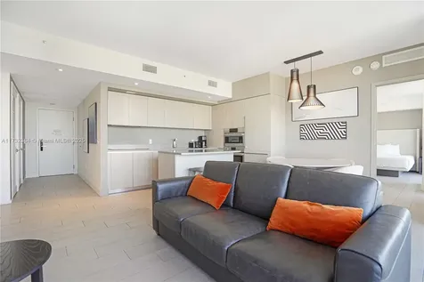 4010 S Ocean Drive Hollywood FL 33019