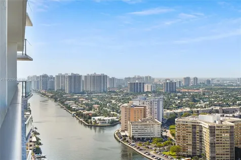 4010 S Ocean Drive Hollywood FL 33019