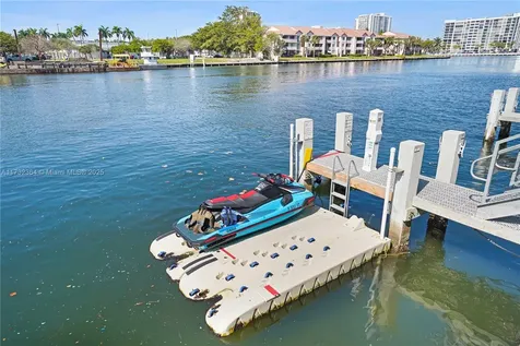 4010 S Ocean Drive Hollywood FL 33019