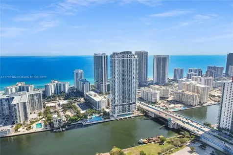4010 S Ocean Drive Hollywood FL 33019