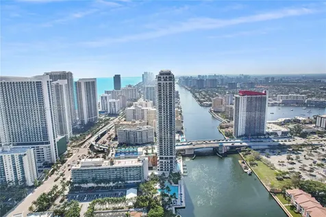 4010 S Ocean Drive Hollywood FL 33019