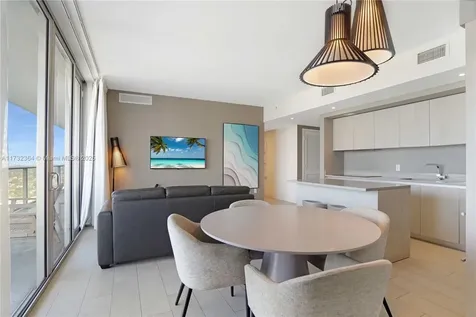 4010 S Ocean Drive Hollywood FL 33019