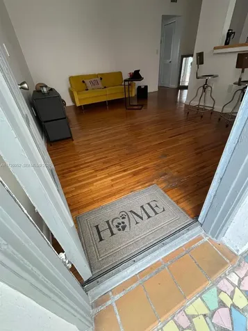 1551 Michigan Avenue Miami Beach FL 33139