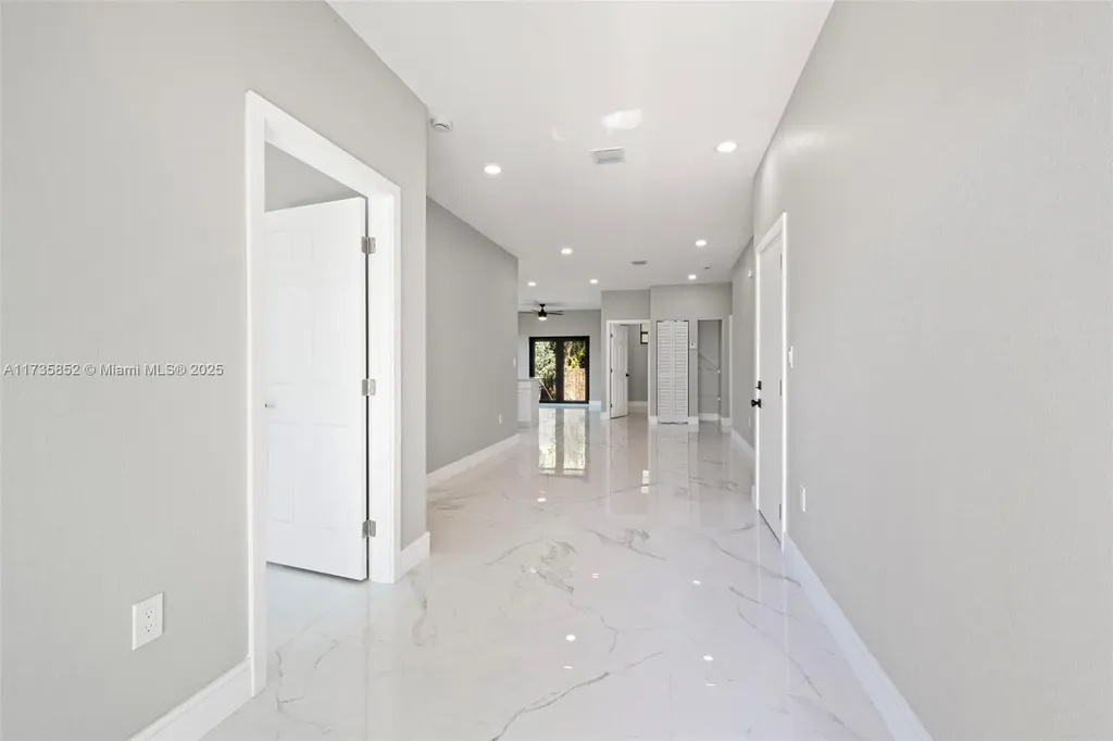 805 NW 22nd Road Fort Lauderdale FL 33311