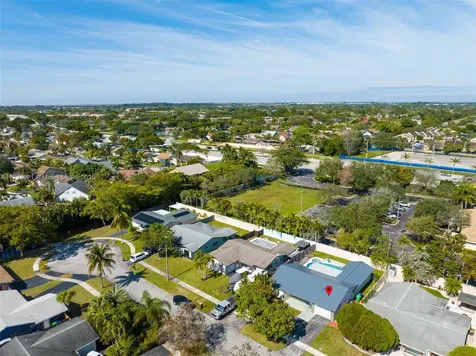 9211 NW 33rd Place Sunrise FL 33351