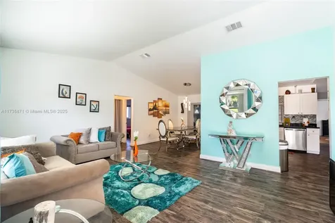 9211 NW 33rd Place Sunrise FL 33351