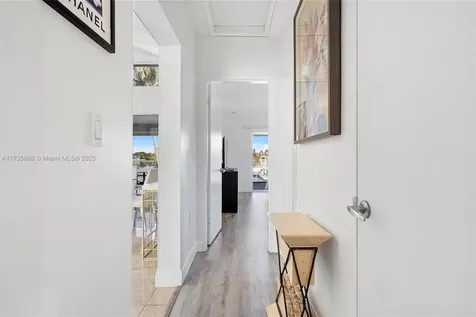 2541 NE 195th Street Miami FL 33180