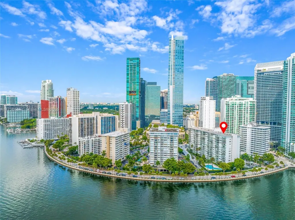 1408 Brickell Bay Drive Miami FL 33131