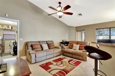 7671 NW 23rd Street Margate FL 33063