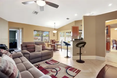 7671 NW 23rd Street Margate FL 33063