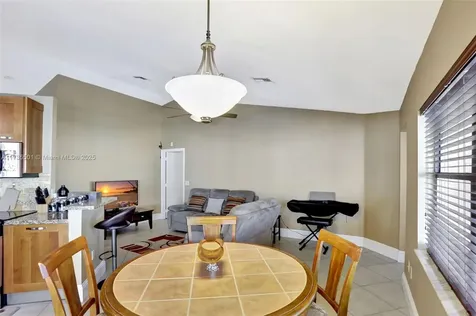 7671 NW 23rd Street Margate FL 33063