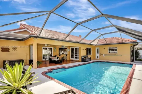 7671 NW 23rd Street Margate FL 33063