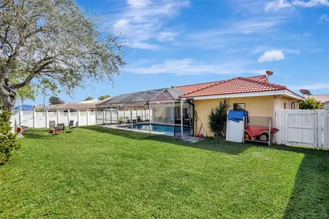 7671 NW 23rd Street Margate FL 33063