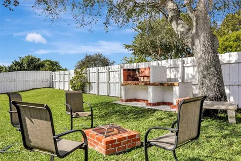 7671 NW 23rd Street Margate FL 33063