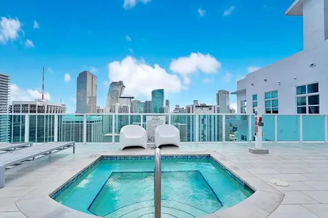 133 NE 2nd Avenue Miami FL 33132