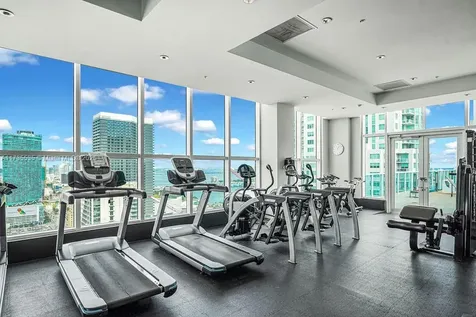 133 NE 2nd Avenue Miami FL 33132