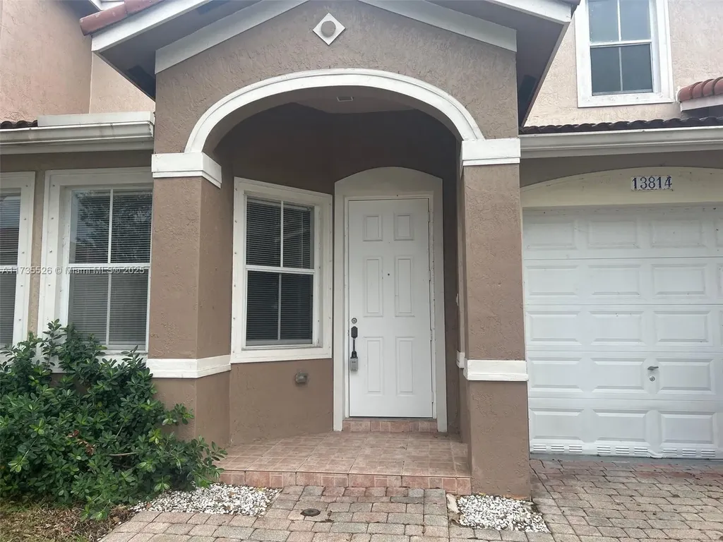 13814 SW 276th Street Homestead FL 33032