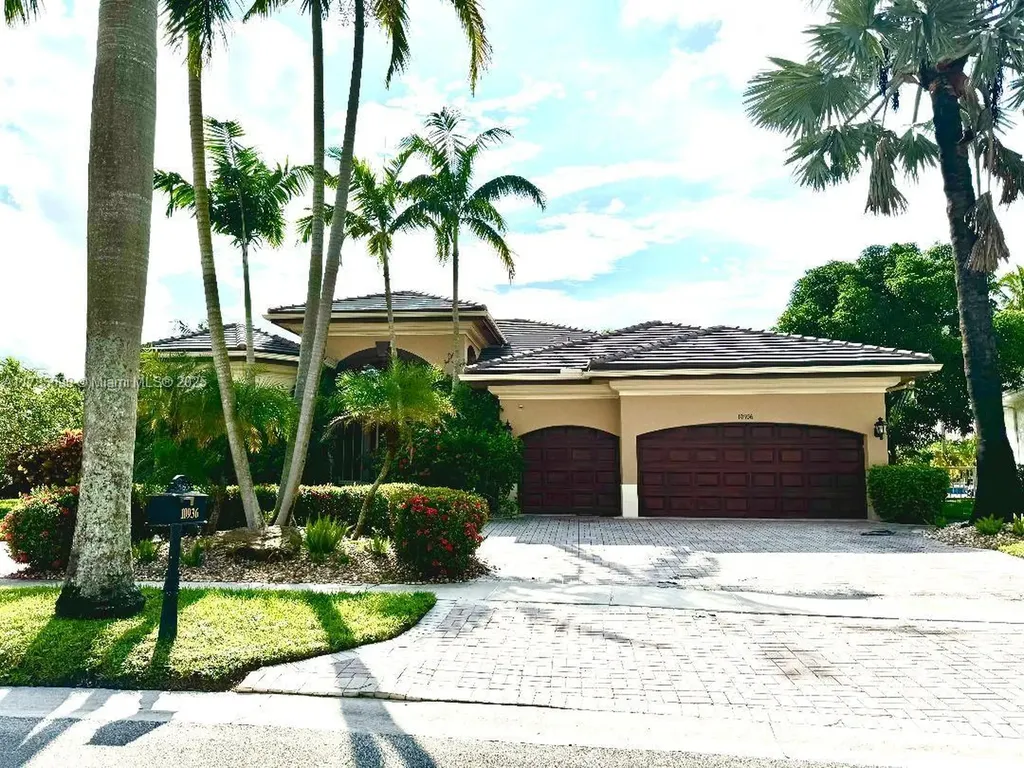 10936 Golden Eagle Court Plantation FL 33324
