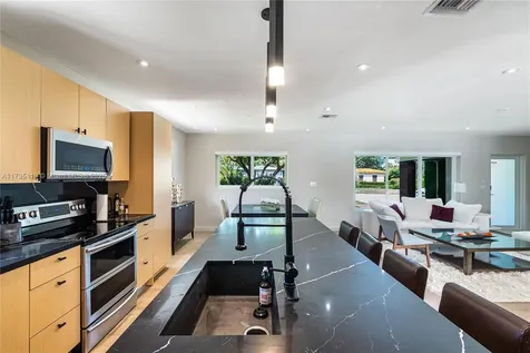 10658 NE 11th Avenue Miami Shores FL 33138