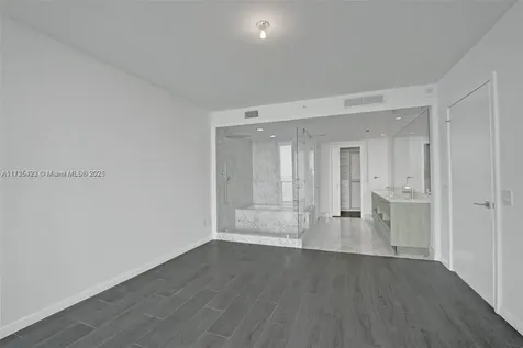 3131 NE 7th Avenue Miami FL 33137