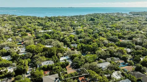 4025 Bonita Avenue Miami FL 33133