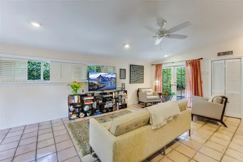 4025 Bonita Avenue Miami FL 33133