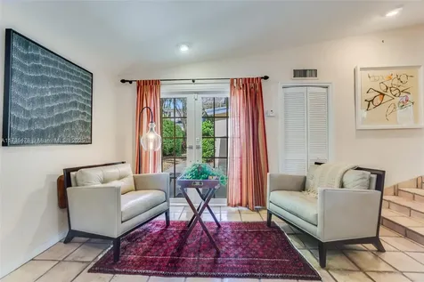 4025 Bonita Avenue Miami FL 33133