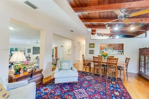 4025 Bonita Avenue Miami FL 33133