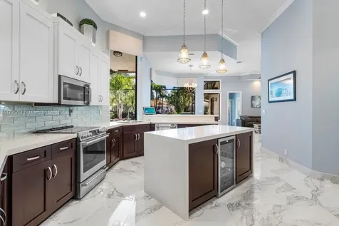 7024 NW 67th Terrace Parkland FL 33067